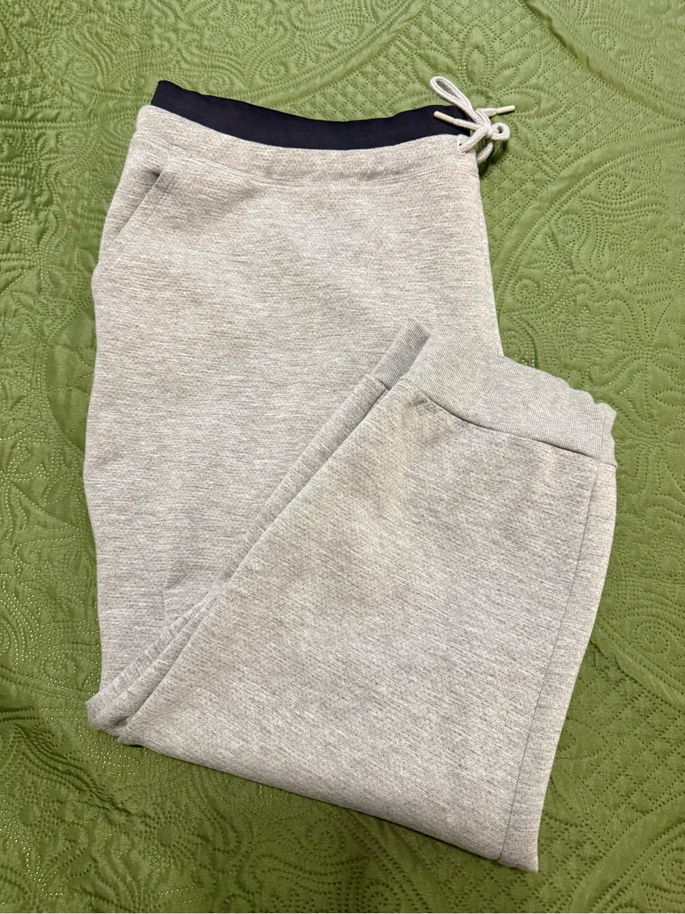 Xersion Heather Gray Jogger Sweatpants with Black Waistband